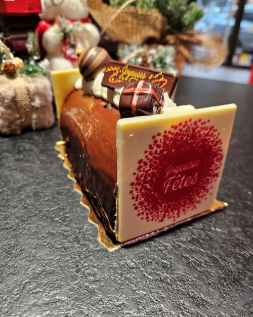 Bûche trois chocolat croustillant